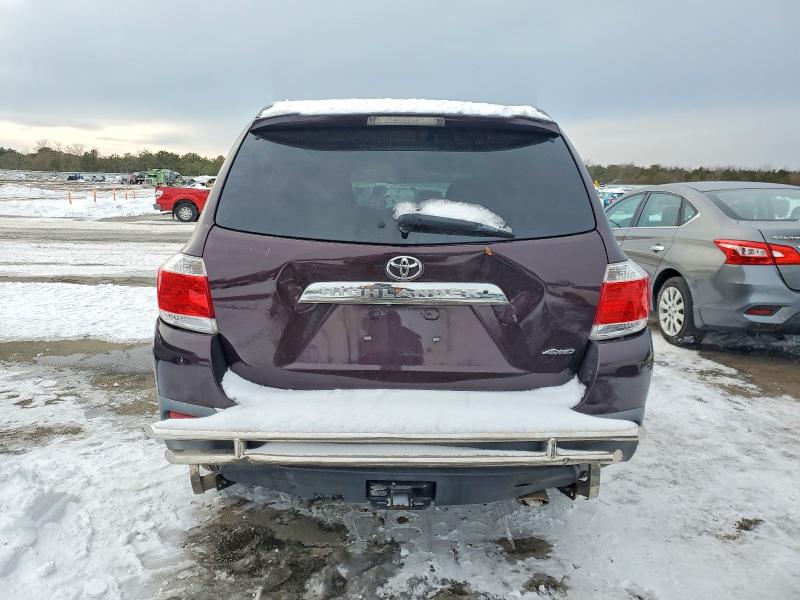 Photo 6 from auction – 2012 TOYOTA HIGHLANDER with VIN 5TDDK3EH4CS119151