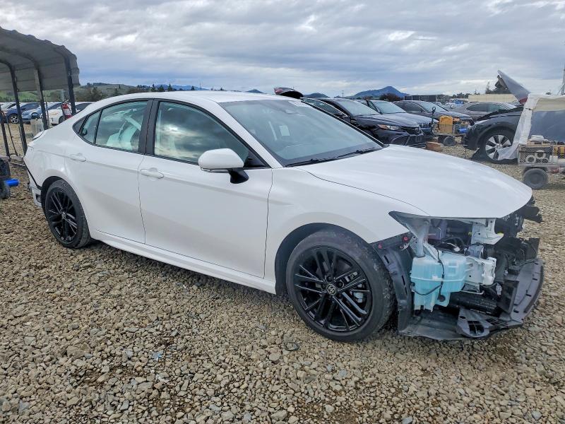 Photo 4 from auction – 2025 TOYOTA CAMRY with VIN 4T1DAACK7SU617629