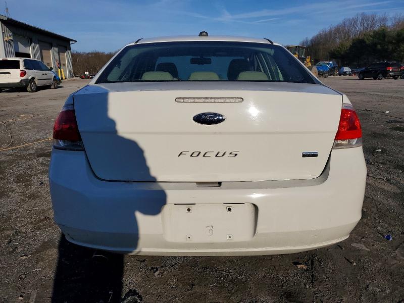 Photo 6 from auction – 2010 FORD FOCUS SEL with VIN 1FAHP3HN2AW121746
