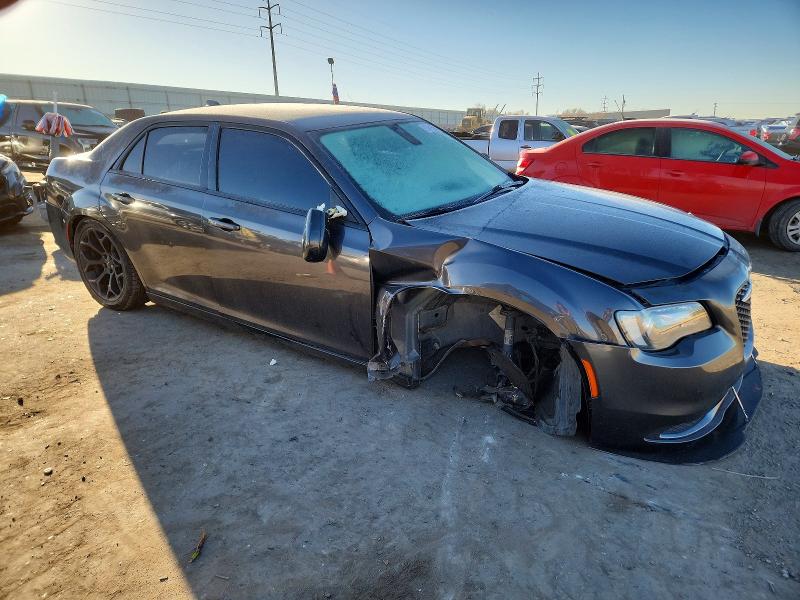 Photo 4 from auction – 2019 CHRYSLER 300 TOURIN with VIN 2C3CCAAG4KH733323