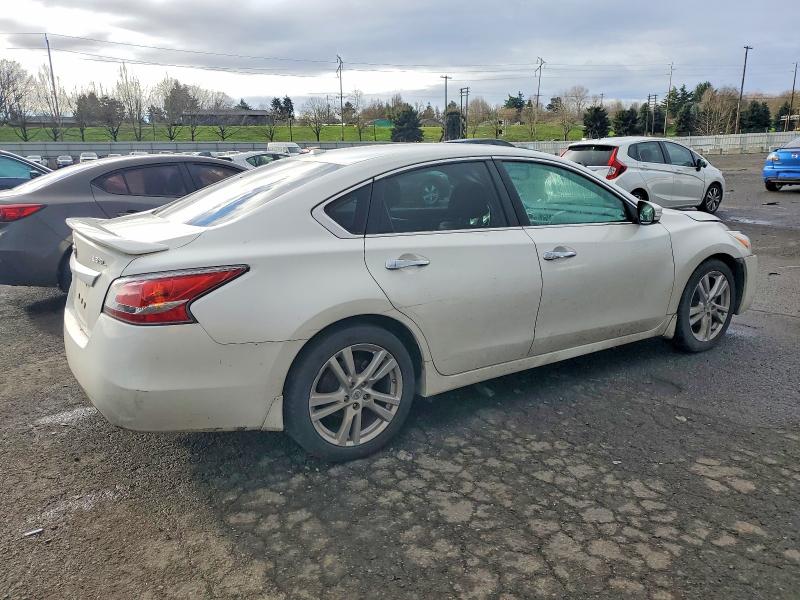 Photo 3 from auction – 2015 NISSAN ALTIMA with VIN 1N4BL3AP9FC132197