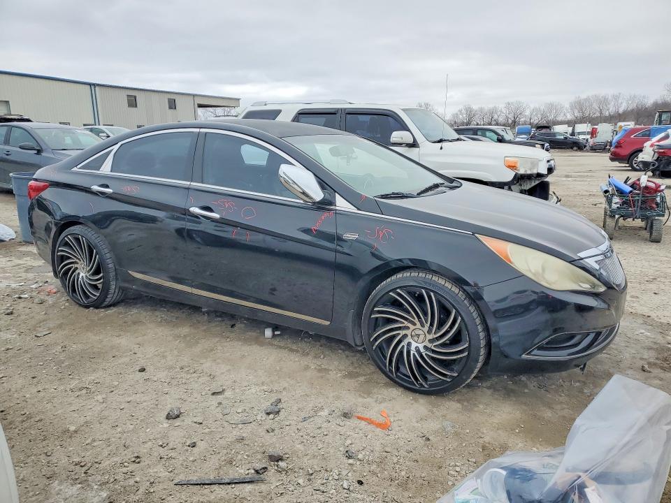 Photo 4 from auction – 2011 HYUNDAI SONATA GLS with VIN 5NPEB4AC5BH122911