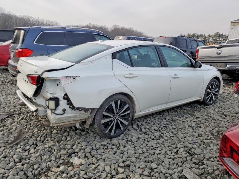 Photo 3 from auction – 2022 NISSAN ALTIMA with VIN 1N4BL4CV4NN352514