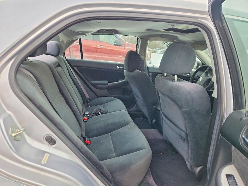 Photo 10 from auction – 2004 HONDA ACCORD with VIN 1HGCM56654A069715