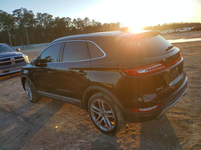 Photo 2 from auction – 2017 LINCOLN MKC RESERV with VIN 5LMCJ3D97HUL13550