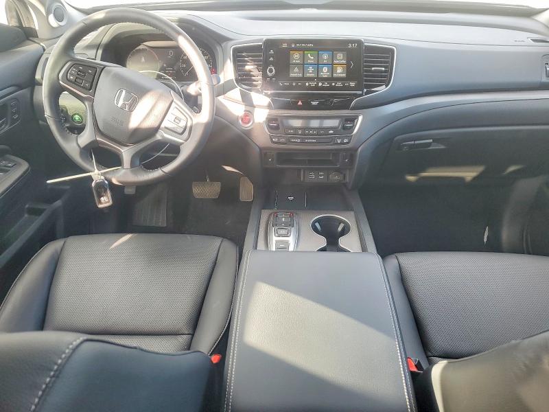 Photo 8 from auction – 2024 HONDA RIDGELINE with VIN 5FPYK3F52RB032861