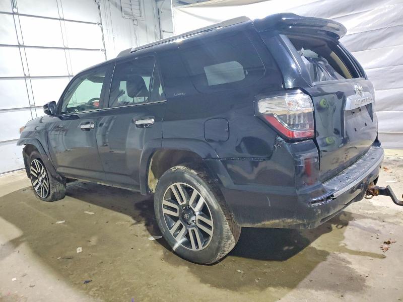 Фото 2 с аукциона – 2015 TOYOTA 4RUNNER SR с VIN JTEBU5JR2F5226734