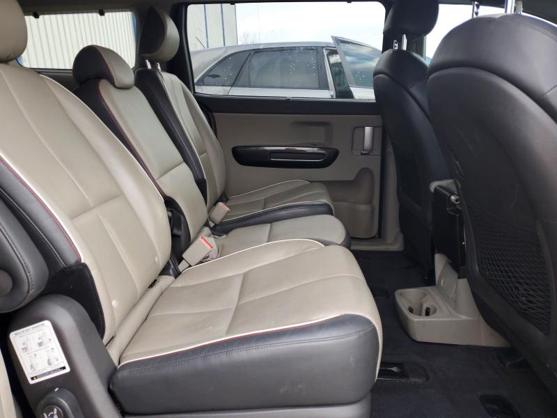 Photo 11 from auction – 2015 KIA SEDONA EX with VIN KNDMC5C10F6047769