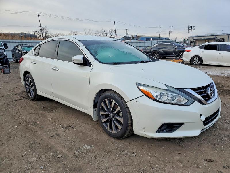 Photo 4 from auction – 2016 NISSAN ALTIMA with VIN 1N4AL3APXGC172656