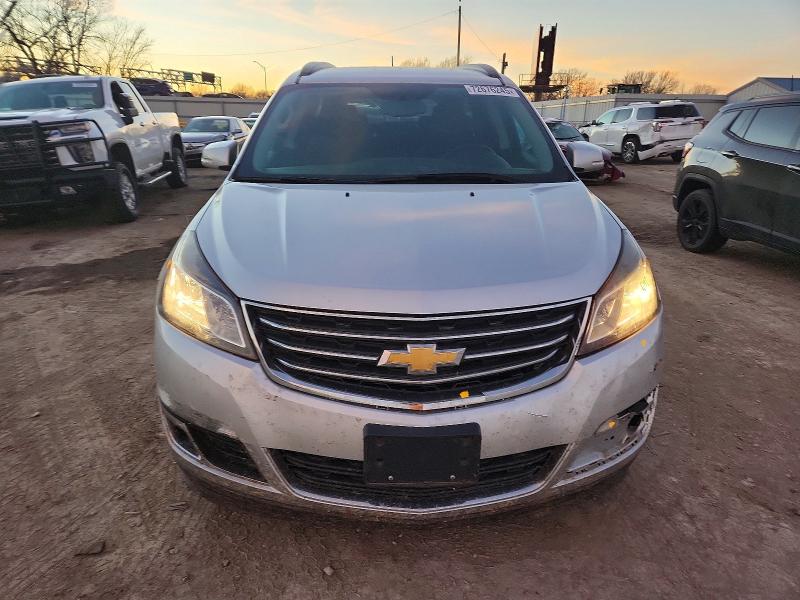 Photo 5 from auction – 2017 CHEVROLET TRAVERSE L with VIN 1GNKRGKD8HJ248209