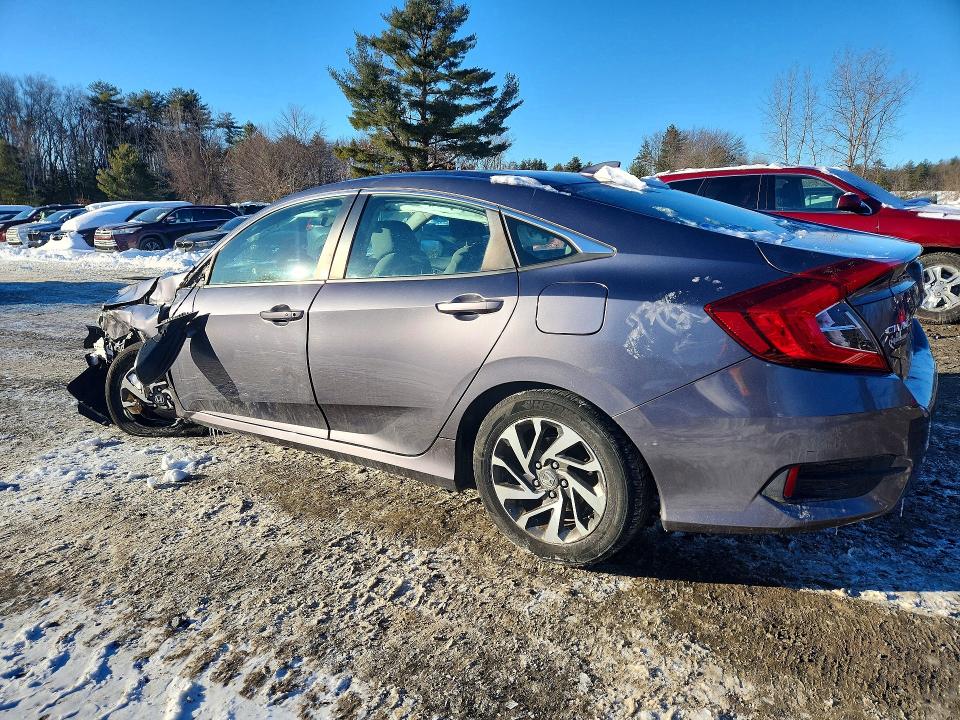 Photo 2 from auction – 2017 HONDA CIVIC EX with VIN 19XFC2F72HE232183