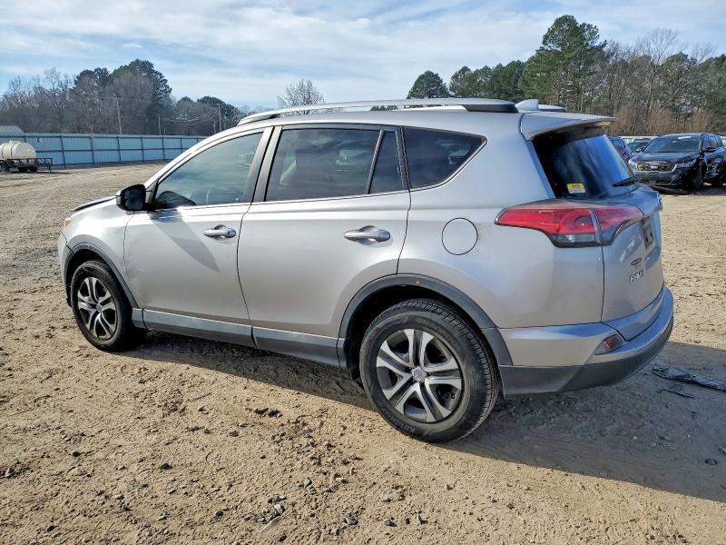 Photo 2 from auction – 2016 TOYOTA RAV4 LE with VIN 2T3ZFREV9GW279629