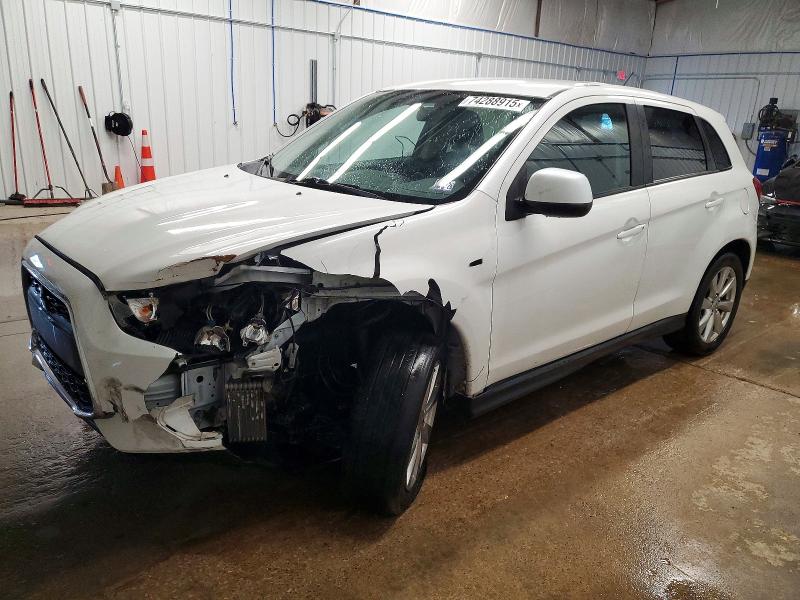 MITSUBISHI OUTLANDER 2015 с VIN 4A4AR3AW7FE058237 - Фото с аукциона