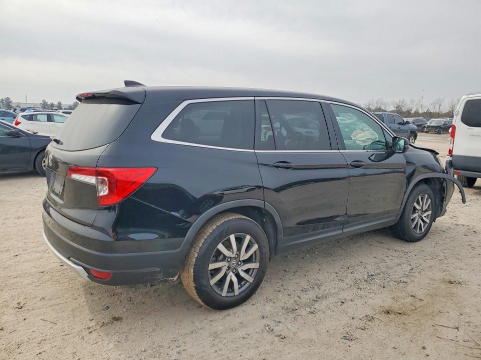 Photo 3 from auction – 2021 HONDA PILOT with VIN 5FNYF5H57MB019795