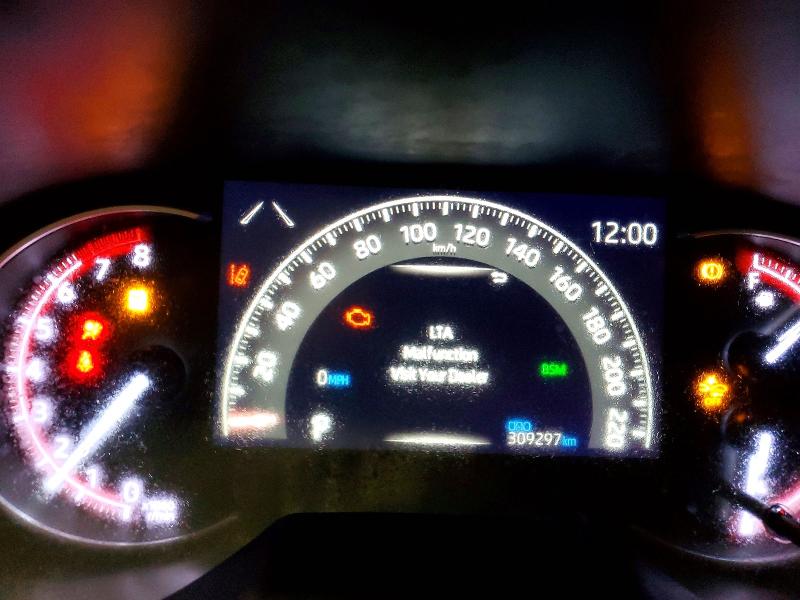 Photo 9 from auction – 2019 TOYOTA RAV4 LIMIT with VIN 2T3D1RFV8KW003331