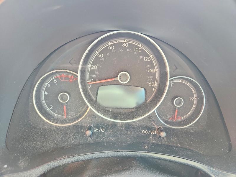 Photo 9 from auction – 2019 VOLKSWAGEN BEETLE with VIN 3VWFD7AT0KM716720