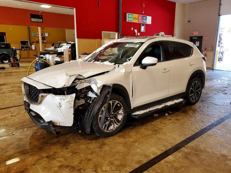 MAZDA CX-5 2022 with VIN JM3KFBDM1N0577893 - Photo from auction