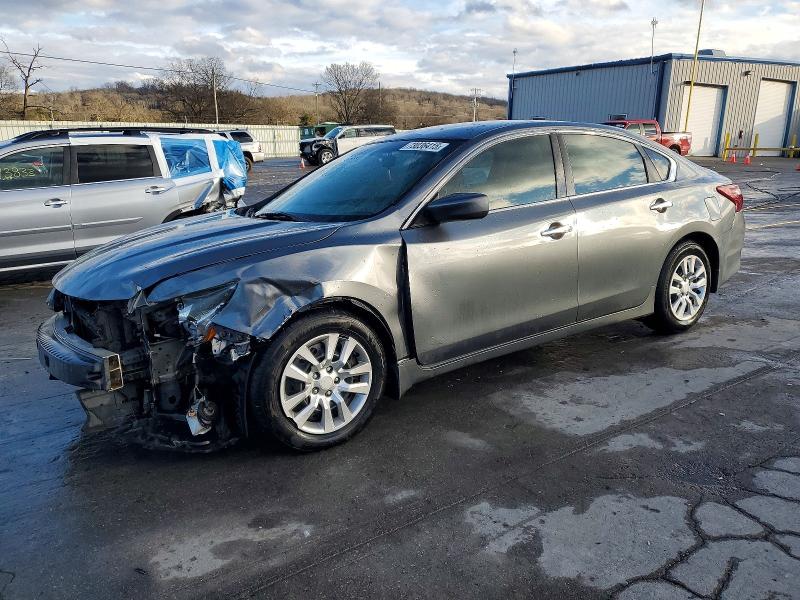 NISSAN ALTIMA 2.5 2018 with VIN 1N4AL3AP2JC135043 - Photo from auction
