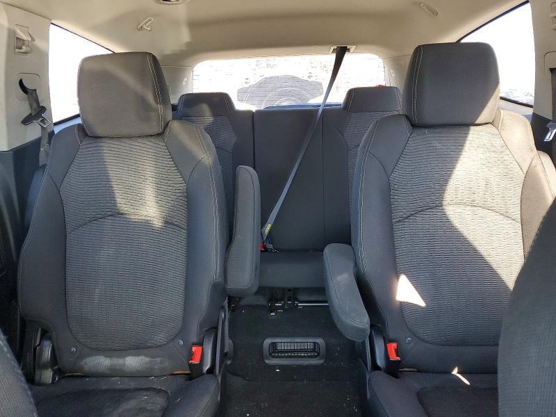 Photo 10 from auction – 2017 CHEVROLET TRAVERSE with VIN 1GNKRGKD4HJ130917