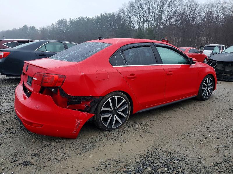 Photo 3 from auction – 2013 VOLKSWAGEN JETTA with VIN 3VW4A7AJ4DM365750