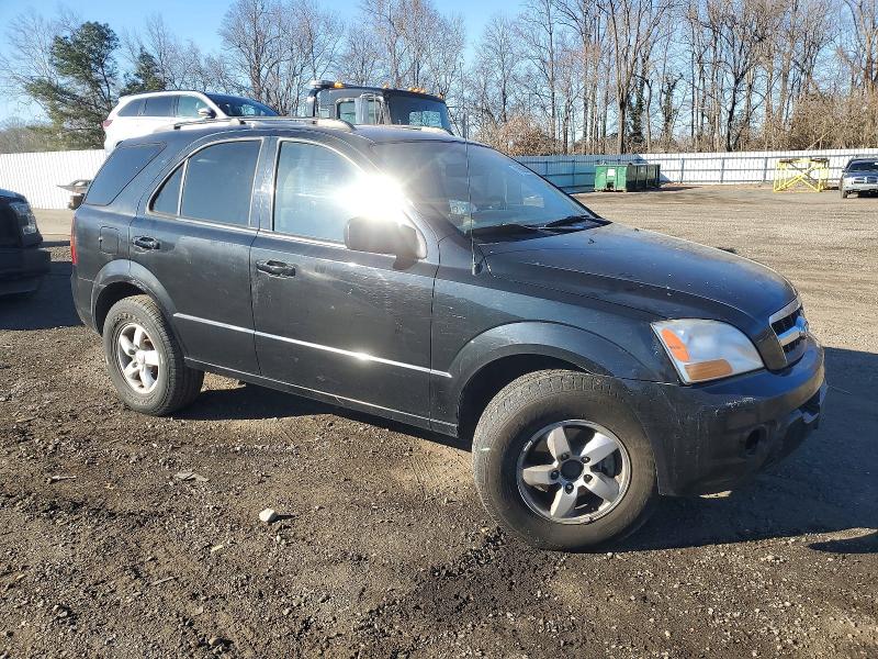 Photo 4 from auction – 2009 KIA SORENTO LX with VIN KNDJD735195892025