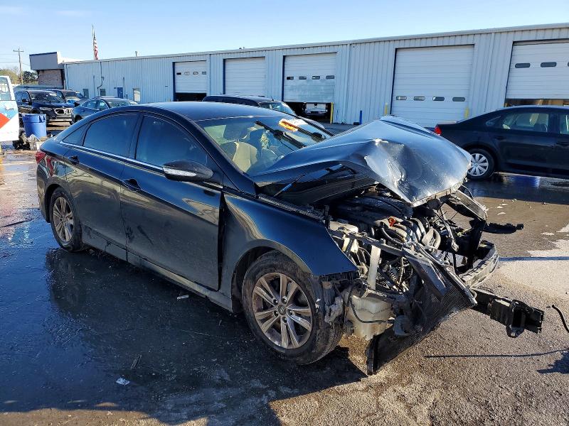 Photo 4 from auction – 2014 HYUNDAI SONATA with VIN 5NPEB4AC2EH879303