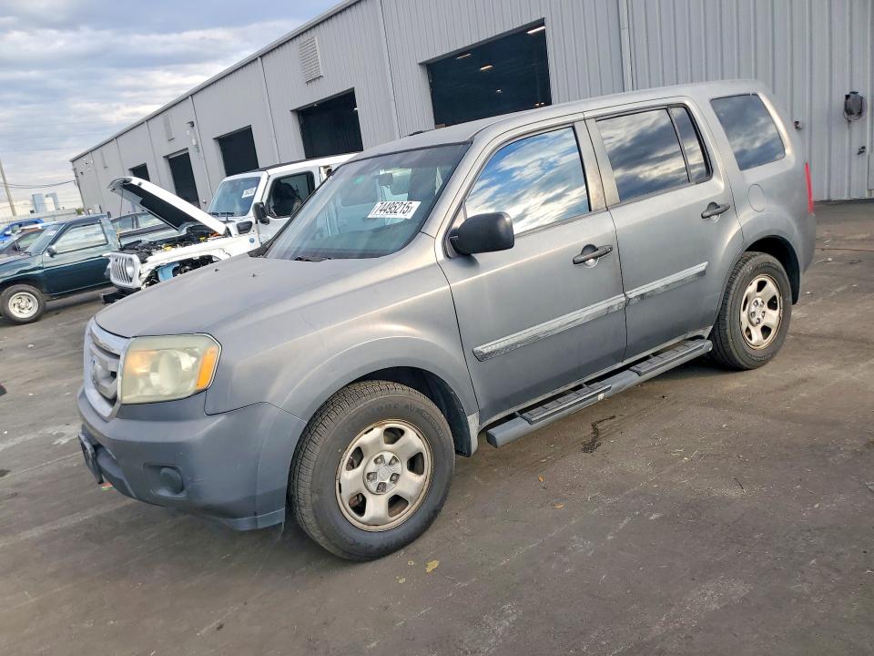 HONDA PILOT LX 2011 with VIN 5FNYF3H26BB037003 - Photo from auction