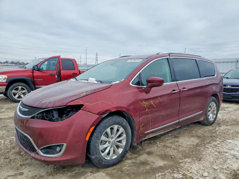 CHRYSLER PACIFICA 2019 with VIN 2C4RC1BG0KR650664 - Photo from auction