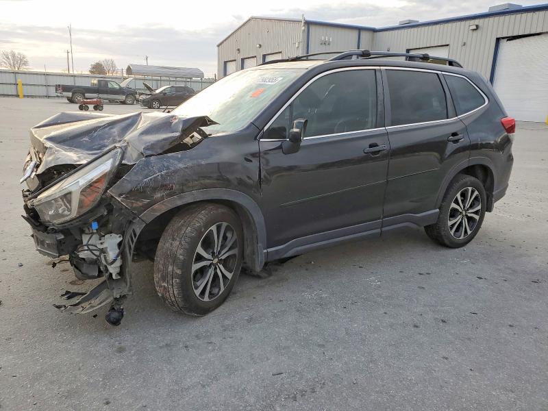 SUBARU FORESTER L 2019 with VIN JF2SKASC6KH521245 - Photo from auction