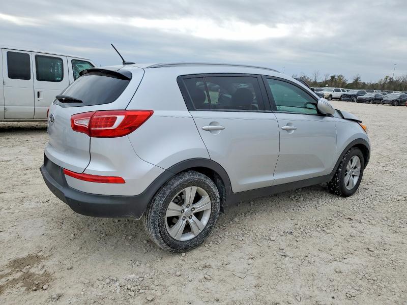 Photo 3 from auction – 2012 KIA SPORTAGE B with VIN KNDPB3A20C7295316