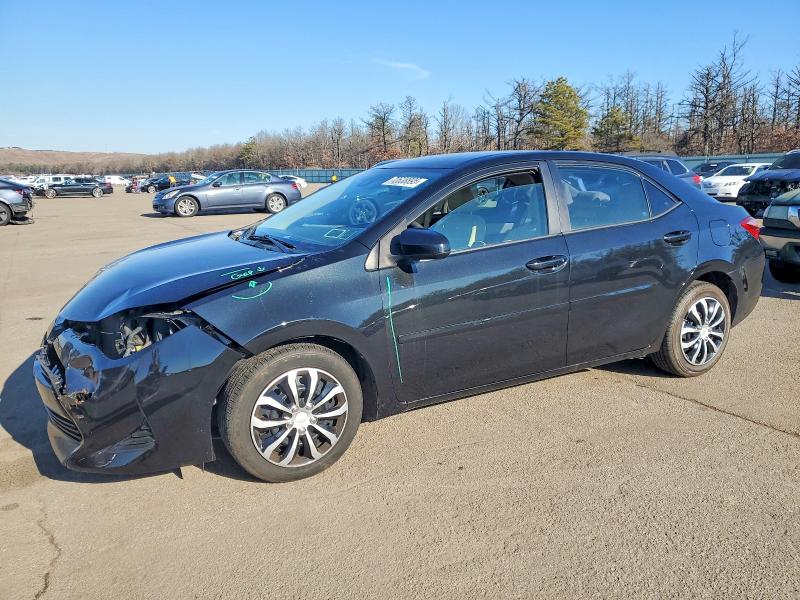 TOYOTA COROLLA 2018 with VIN 2T1BURHE4JC016985 - Photo from auction
