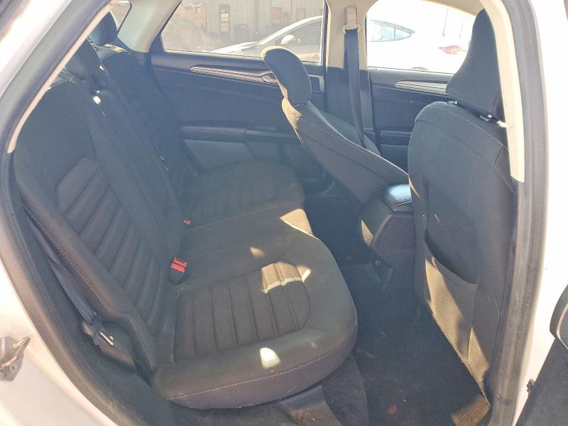 Photo 10 from auction – 2018 FORD FUSION with VIN 3FA6P0H73JR133625
