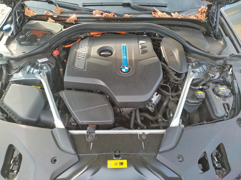 Photo 11 from auction – 2018 BMW 530E with VIN WBAJA9C57JB251761