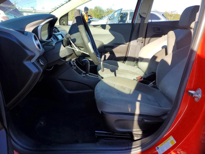 Photo 7 from auction – 2020 CHEVROLET SONIC with VIN 1G1JG6SB8L4128865