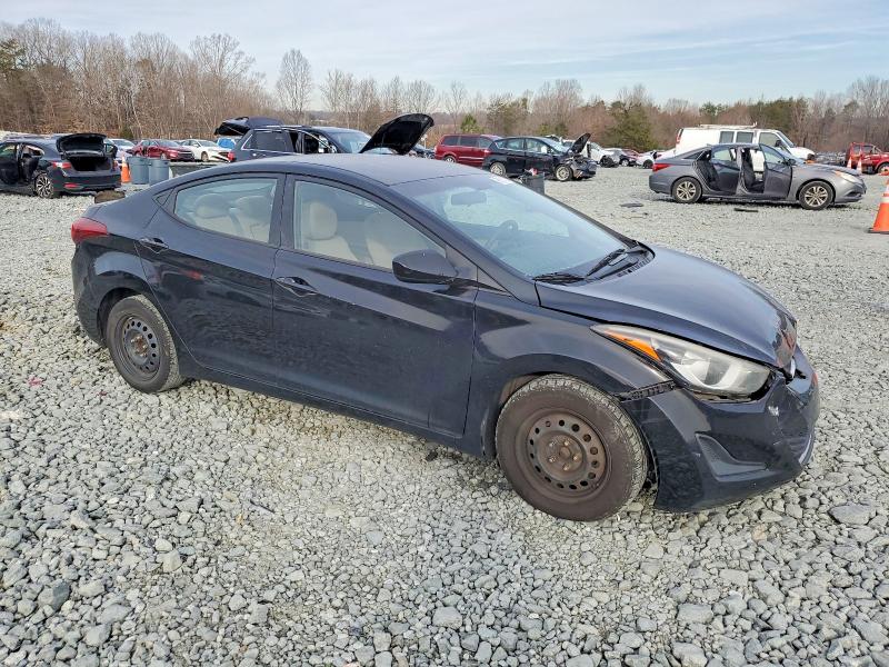 Photo 4 from auction – 2016 HYUNDAI ELANTRA SE with VIN 5NPDH4AE5GH770526