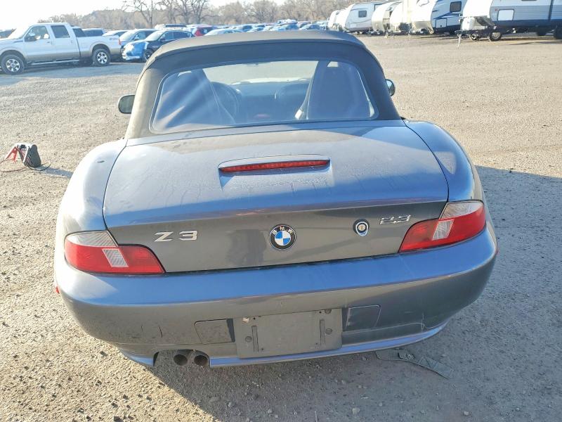 Photo 6 from auction – 2000 BMW Z3 with VIN 4USCH934XYLF85914