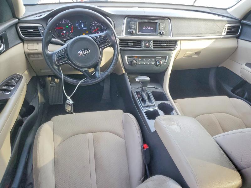 Photo 8 from auction – 2016 KIA OPTIMA LX with VIN 5XXGT4L11GG019585