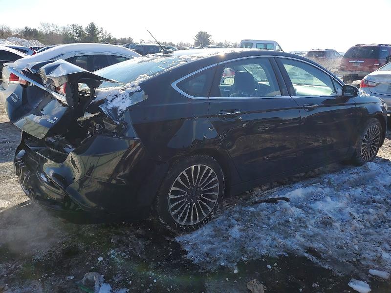 Photo 3 from auction – 2017 FORD FUSION with VIN 3FA6P0HD1HR153968