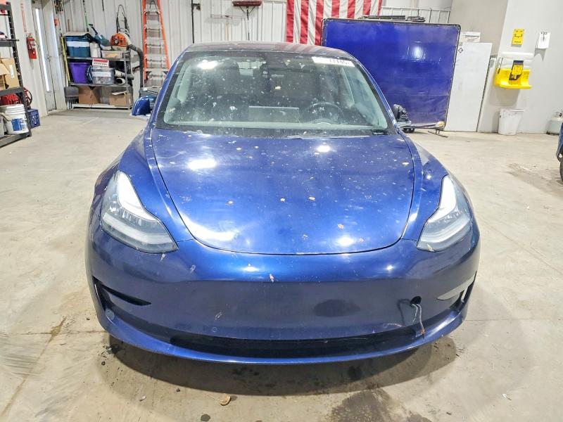 Photo 5 from auction – 2019 TESLA MODEL 3 with VIN 5YJ3E1EB5KF199422