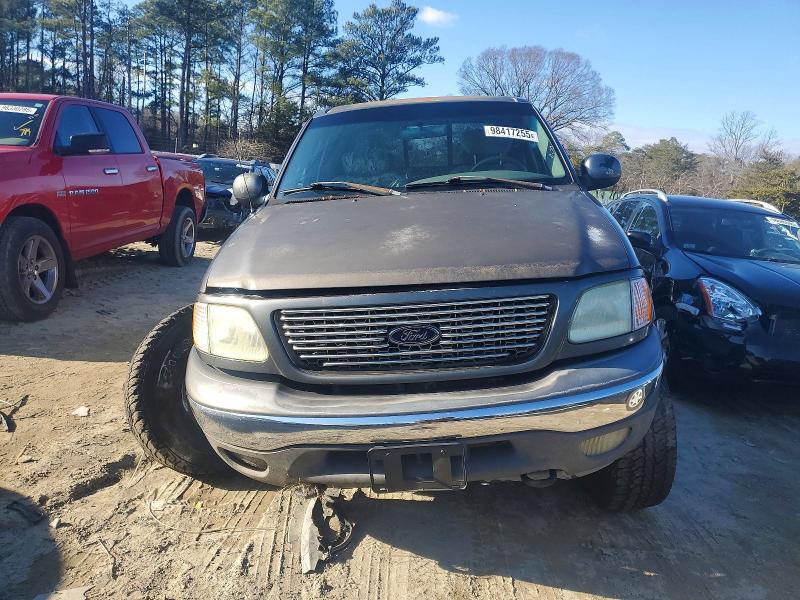 Photo 5 from auction – 2003 FORD F150 with VIN 1FTRW08L63KD97694