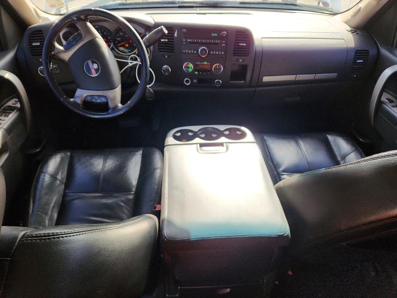 Photo 8 from auction – 2011 GMC SIERRA K15 with VIN 3GTP2VE34BG103820