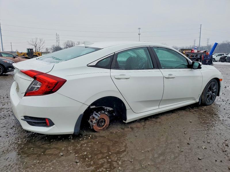 Photo 3 from auction – 2016 HONDA CIVIC EX with VIN 19XFC1F38GE026677