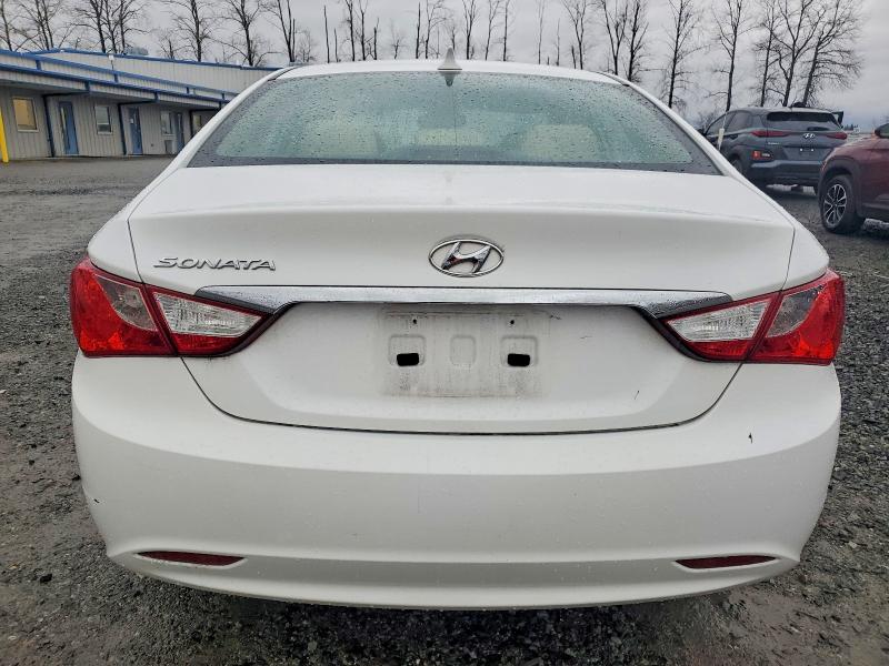 Photo 6 from auction – 2011 HYUNDAI SONATA GLS with VIN 5NPEB4AC4BH045769