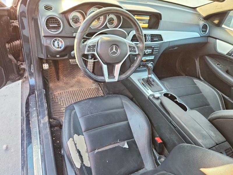 Photo 8 from auction – 2012 MERCEDES-BENZ C-CLASS with VIN WDDGJ4HB5CF823796