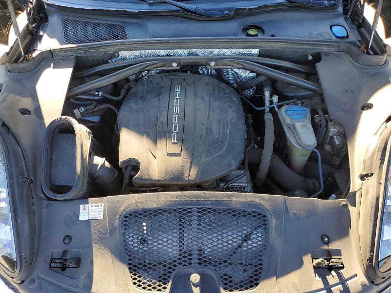 Photo 12 from auction – 2017 PORSCHE MACAN with VIN WP1AA2A59HLB02588
