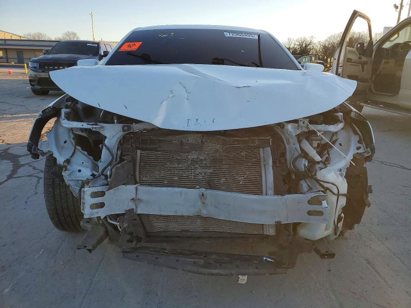 Photo 5 from auction – 2018 CHEVROLET MALIBU with VIN 1G1ZD5ST8JF202012