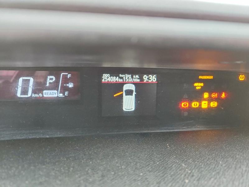 Photo 9 from auction – 2015 TOYOTA PRIUS C with VIN JTDKDTB30F1092204