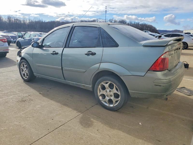 Photo 2 from auction – 2005 FORD FOCUS ZX4 with VIN 1FAFP34N45W252311