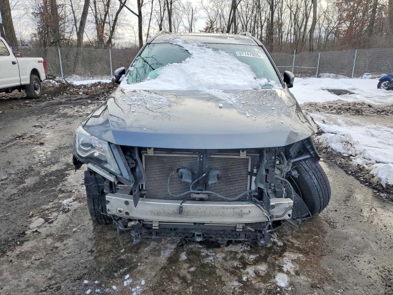 Photo 5 from auction – 2019 NISS PATHFINDER with VIN 5N1DR2MM1KC596944