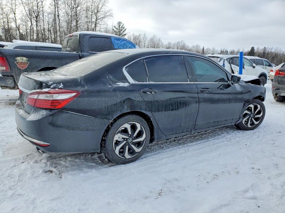 Photo 3 from auction – 2017 HONDA ACCORD LX with VIN 1HGCR2F37HA805520